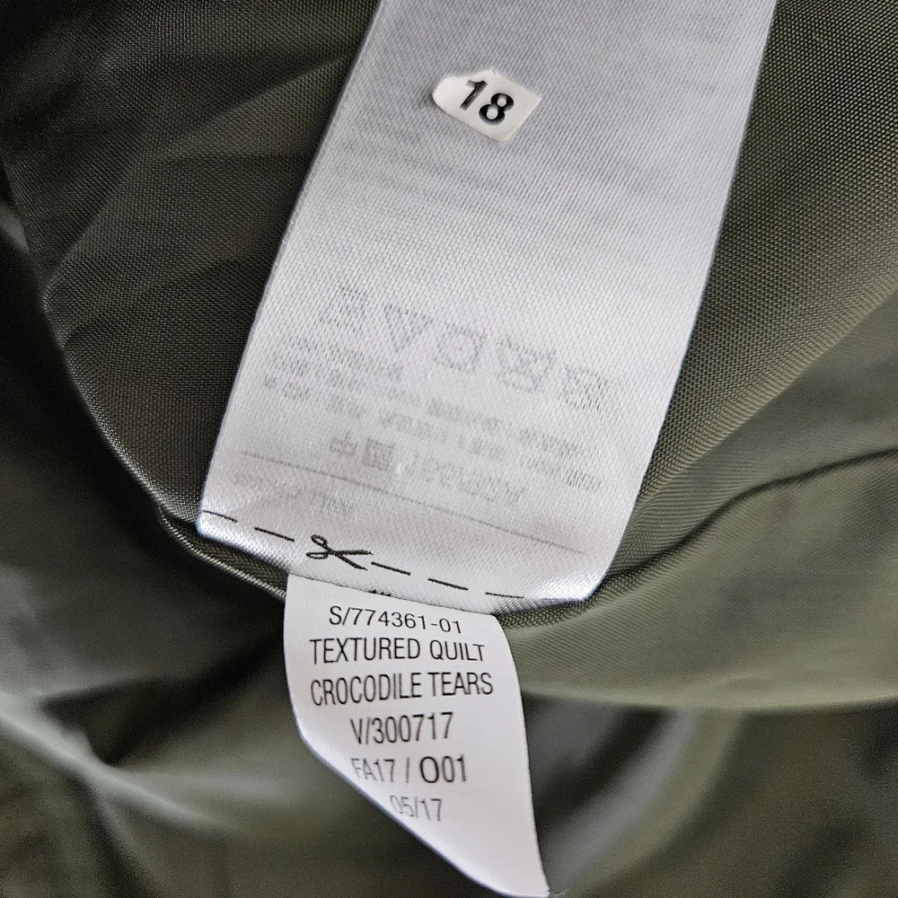 Old Navy Textured Quilted Vest Crocodile Tears Green Sleeveless Zip Up Medium - Picture 7 of 7
